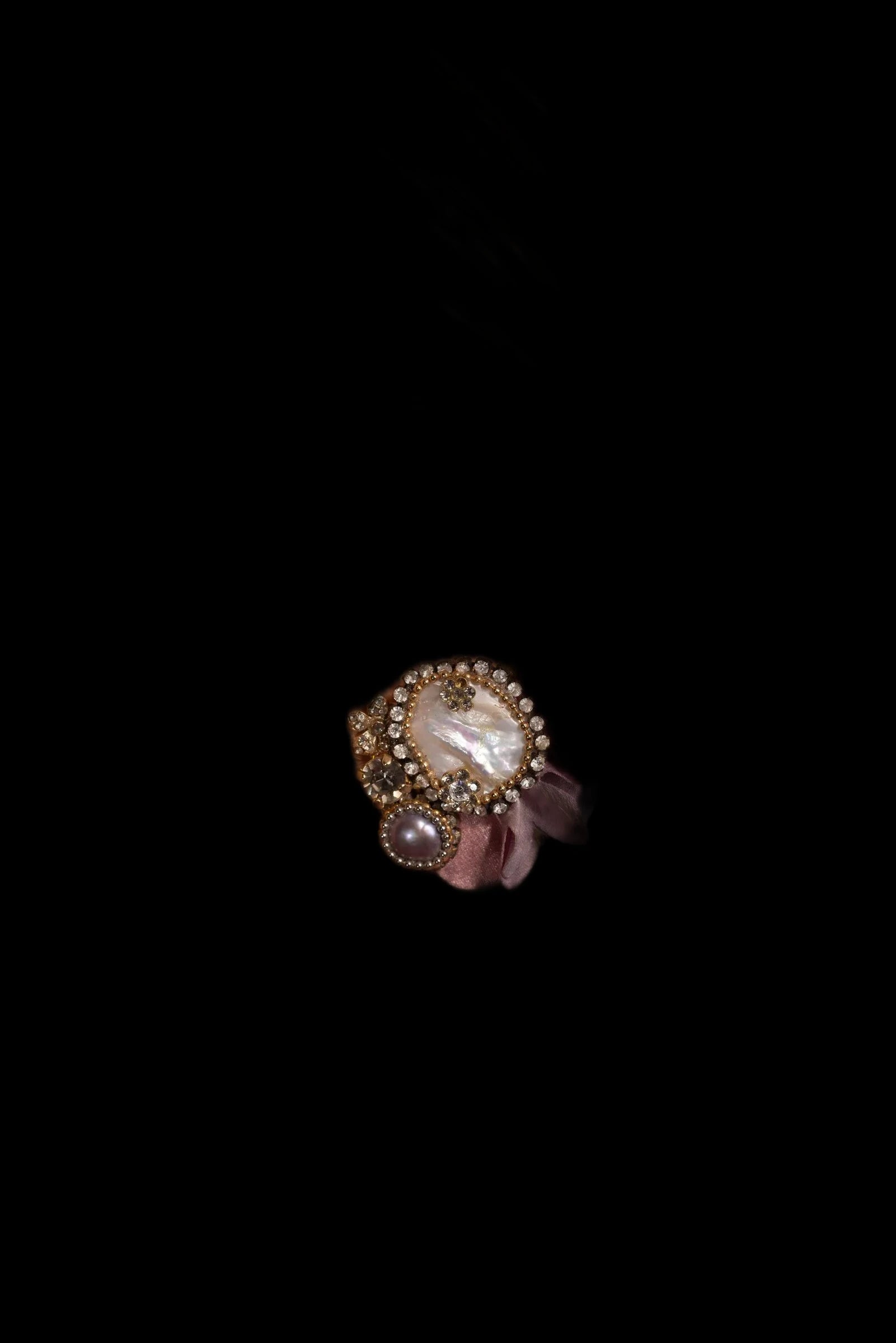 Pink Aura by Maison Hanan, view 4